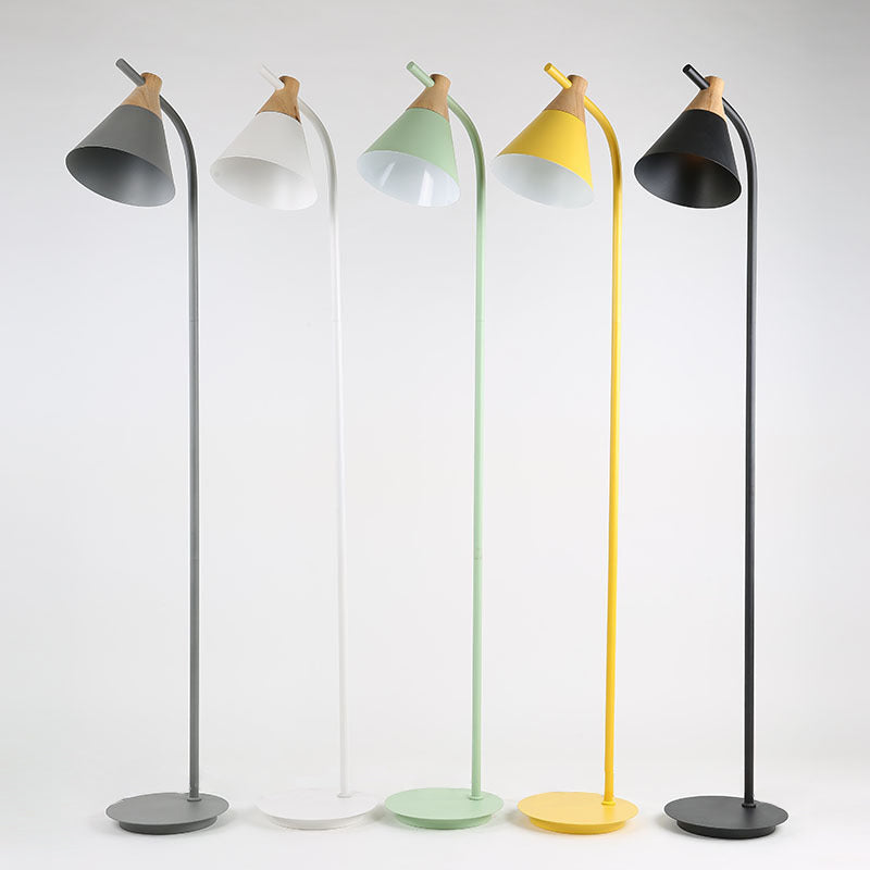 Macaron Floor Lamp Nordic Metal Standing Lamp with Cone Shade and Wooden Joint Curved Reading Lamp for Living Room and Bedroom