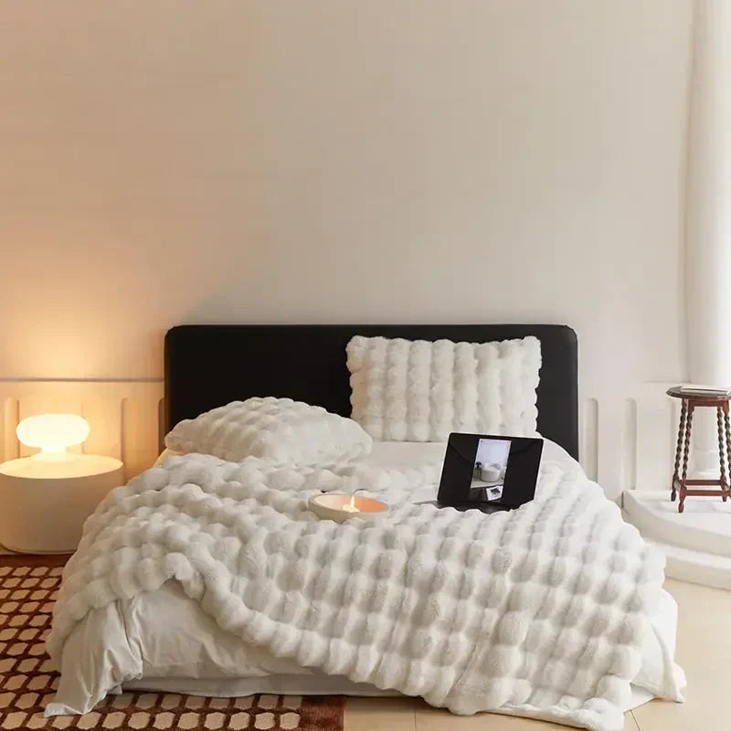 Reversible Fleece Blanket Soft Double Sided Bed Blanket Lightweight All Season Throw for Sofa | Bed and Armchair