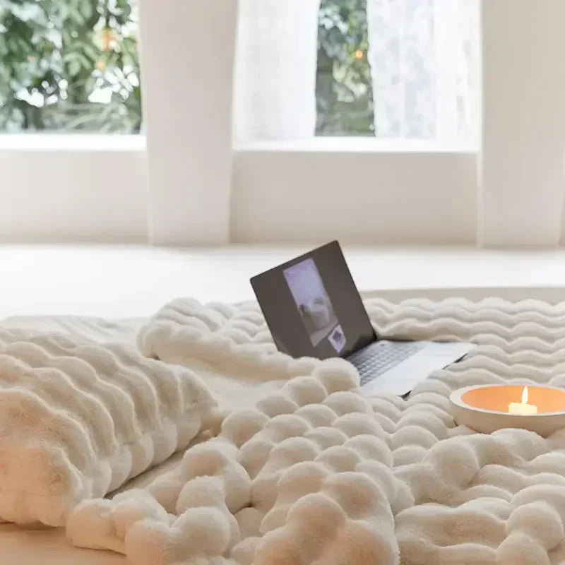Reversible Fleece Blanket Soft Double Sided Bed Blanket Lightweight All Season Throw for Sofa | Bed and Armchair