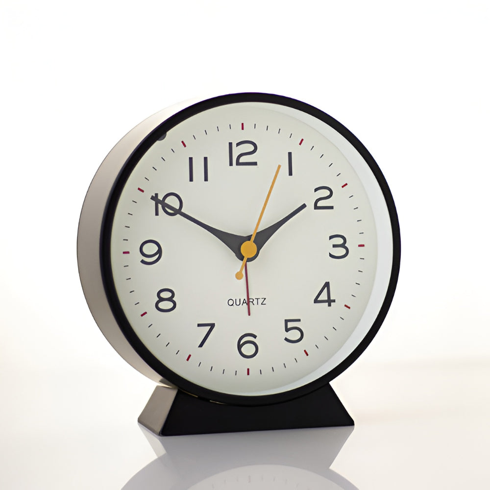Silent Analogue Alarm Clock Non Ticking Quartz Retro Bedside Clock with Night Light Button Battery Operated Desk Clock for Bedroom | Office and Shelf