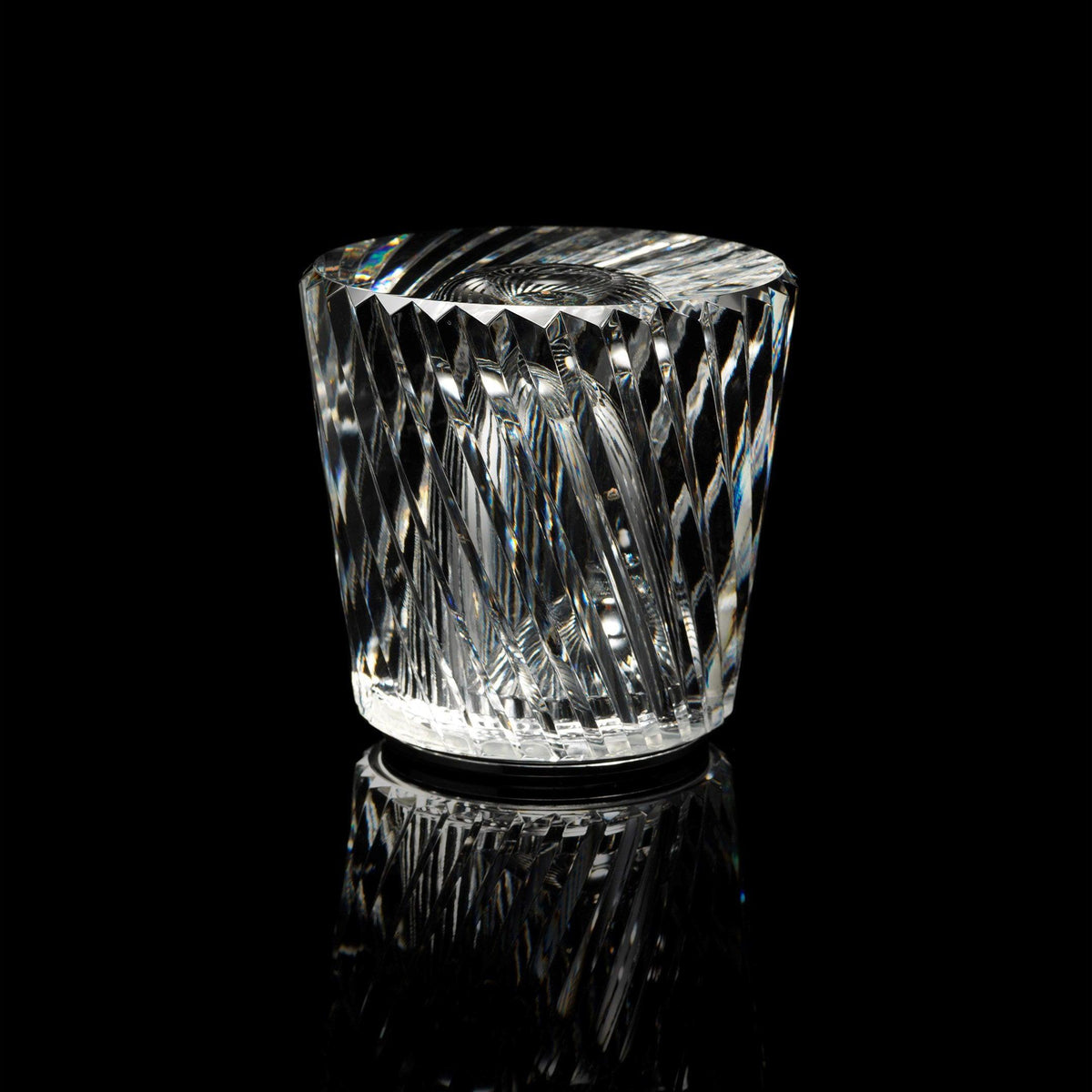 Diamond-Cut Crystal Table Lamp With Faceted Prism Shade