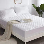Quilted Waterproof Mattress Protector Fitted Deep Pocket Mattress Cover Soft Breathable Bed Protector for Children and Adults