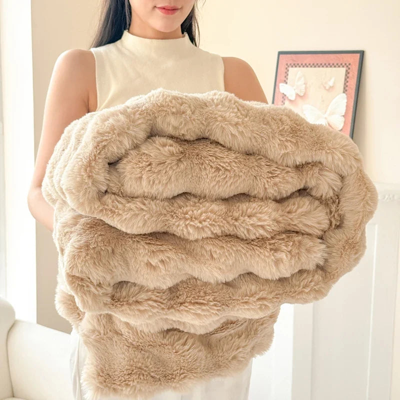 Faux Fur Throw Blanket Double Layer Extra Thick Rabbit Fur Effect Fluffy Blanket for Sofa | Bed and Armchair