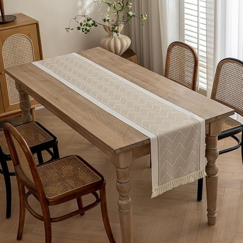 Woven Table Runner with Tassels Zigzag Textured Microfibre Dining Table Runner Farmhouse Style for Dining Table | Sideboard and Coffee Table