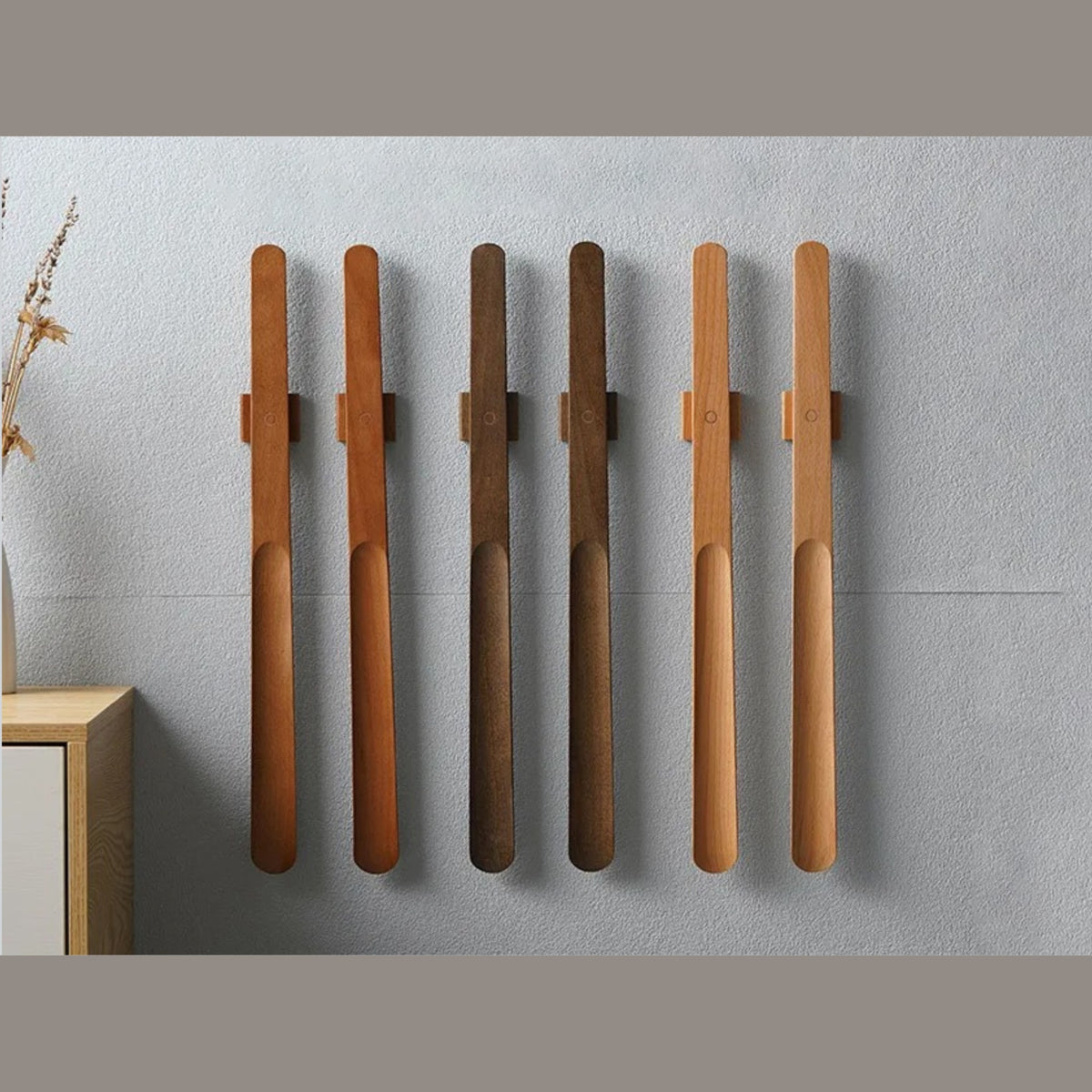 Extra Long Wooden Shoe Horn with Magnetic Wall Holder in Solid Beech