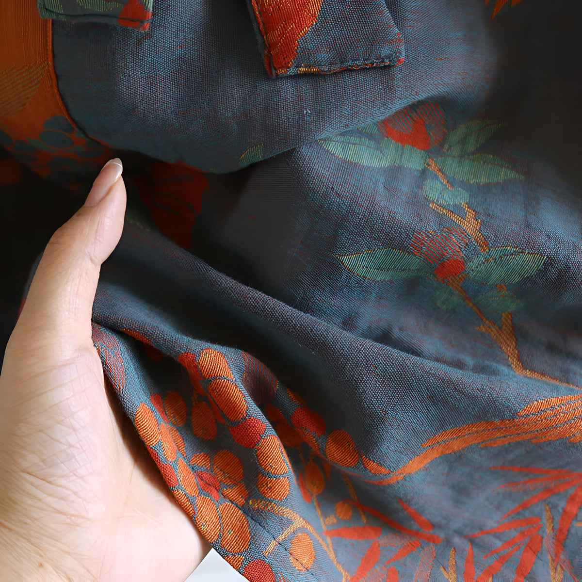 Lightweight Cotton Gauze Kimono Robe with Bird Jacquard and Side Pockets