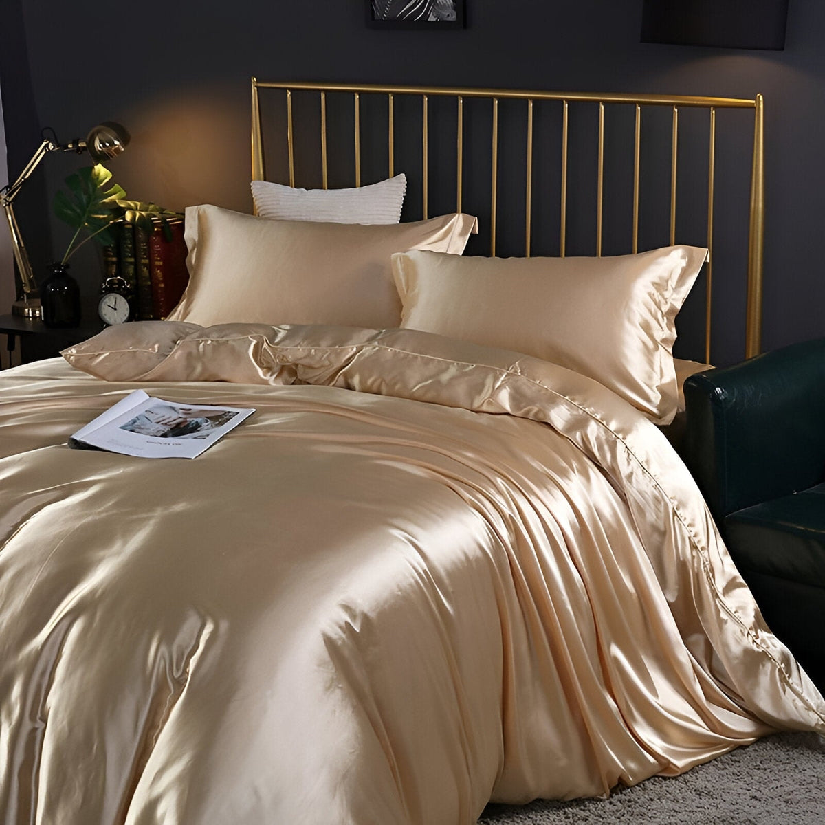 Luxury Silky Satin Bedding Set with Duvet Cover Fitted Sheet and Pillowcases
