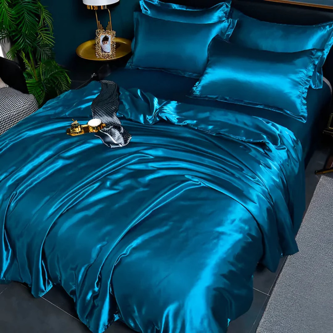 Luxury Silky Satin Duvet Cover Set with Pillowcases for a Smooth Cool Sleep