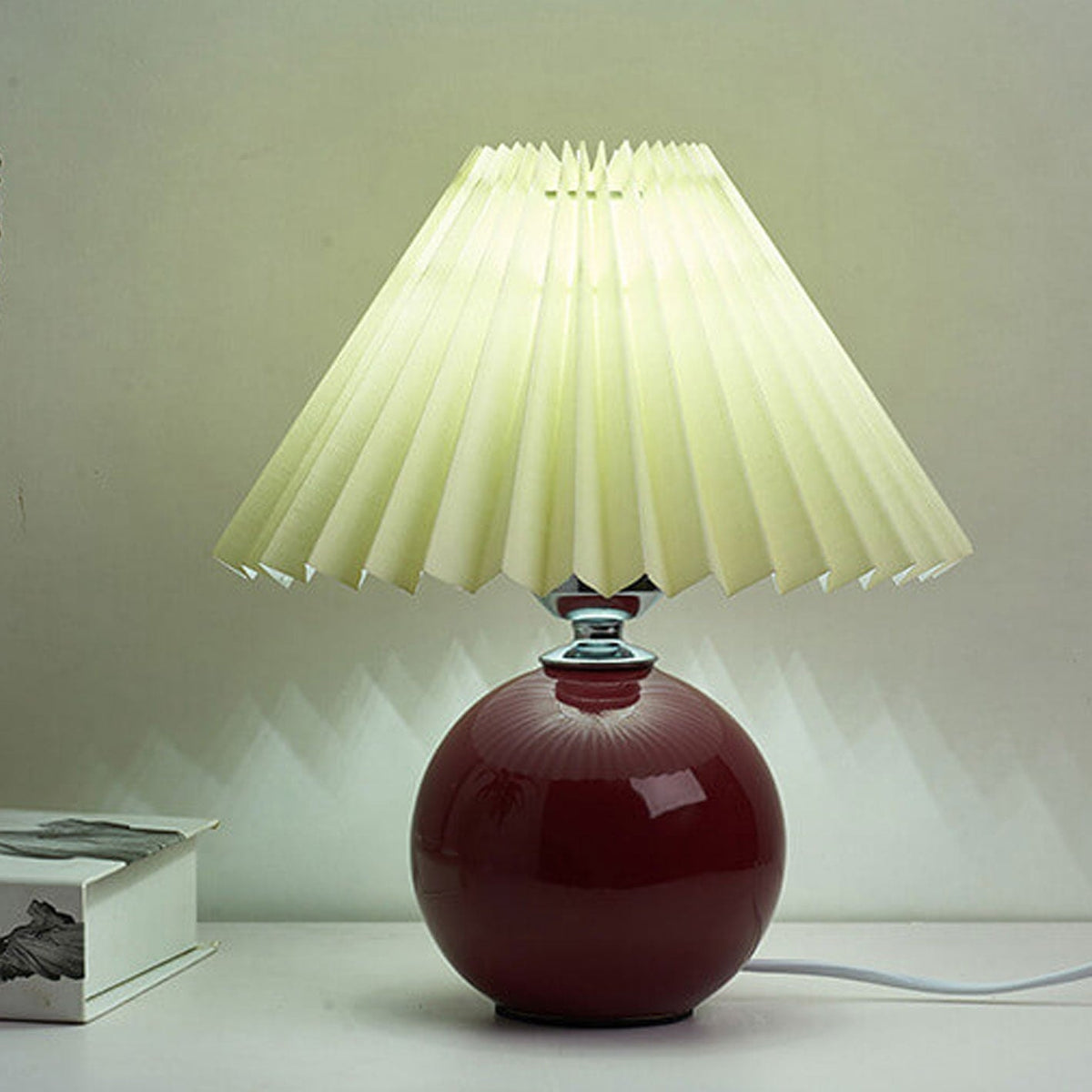 Nordic Pleated Shade Ceramic Table Lamp with Round Glazed Base for Bedside