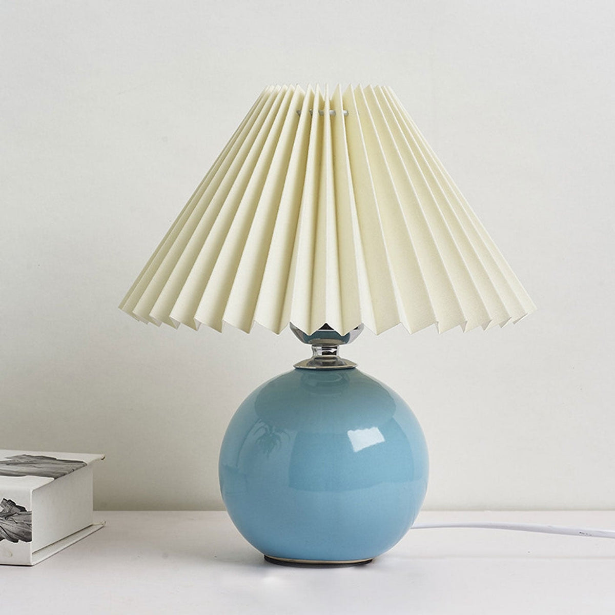 Nordic Pleated Shade Ceramic Table Lamp with Round Glazed Base for Bedside