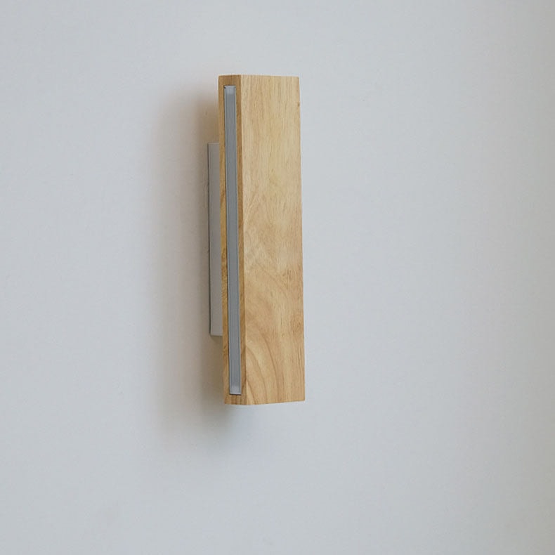 Nordic Solid Wood LED Wall Light with Rotatable Flat Bar for Bedroom
