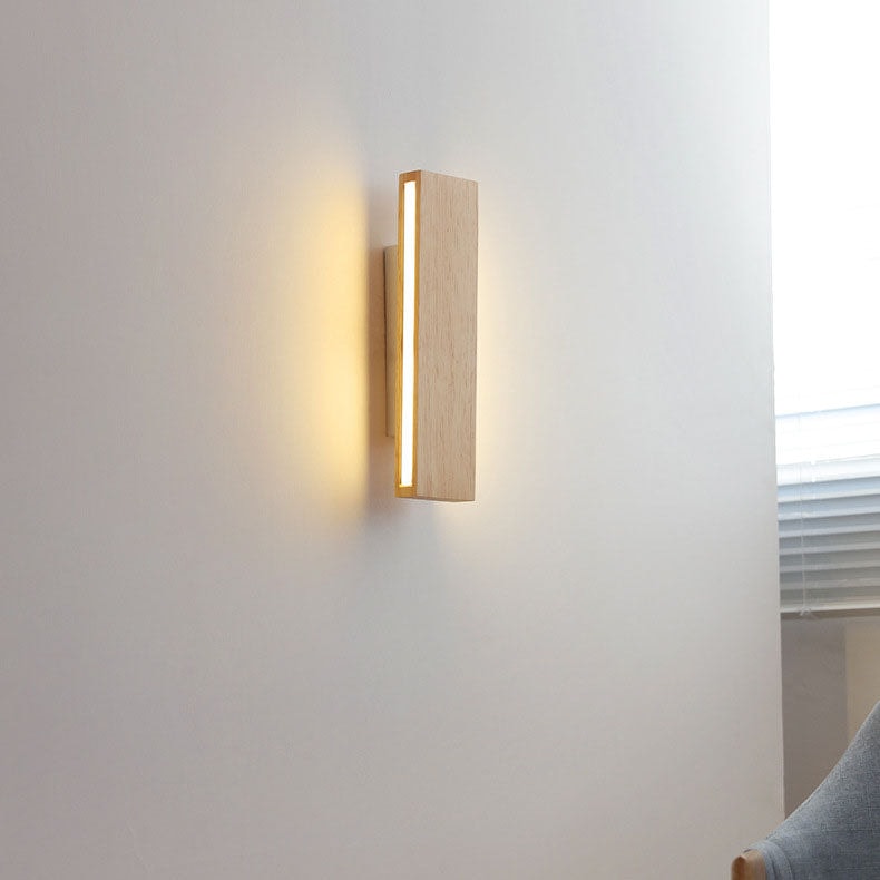 Nordic Solid Wood LED Wall Light with Rotatable Flat Bar for Bedroom