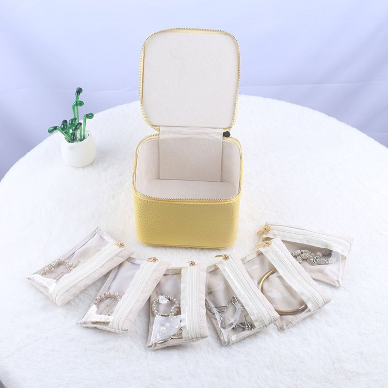 Portable Jewellery Organiser Faux Leather Travel Case with Clear Zip Pouches