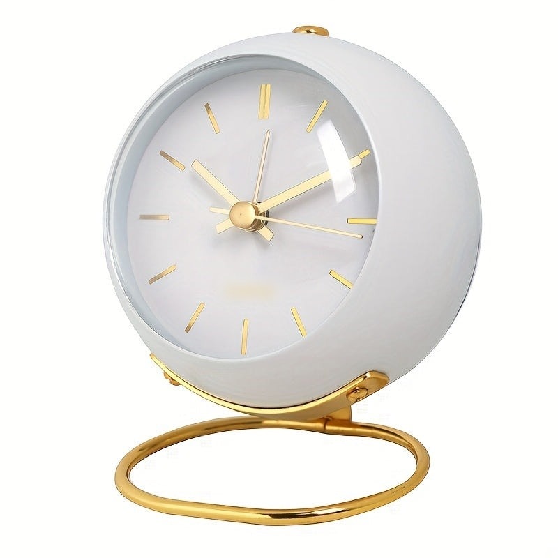 Scandinavian Round Metal Table Alarm Clock with Luminous Hands for Bedside