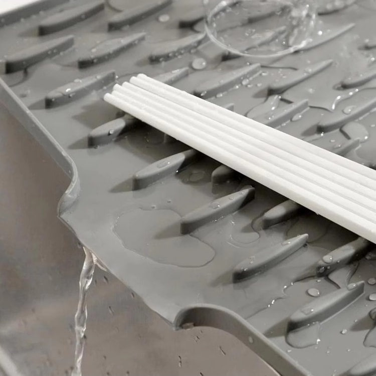 Silicone Dish Drying Mat with Raised Ridges and Drain Lip for Kitchen Worktops