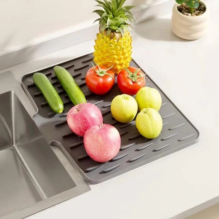 Silicone Dish Drying Mat with Raised Ridges and Drain Lip for Kitchen Worktops