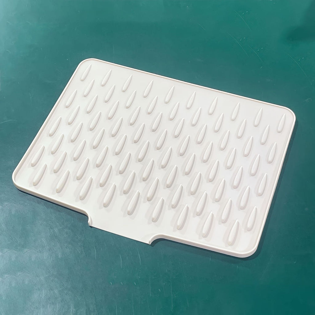 Silicone Dish Drying Mat with Raised Ridges and Drain Lip for Kitchen Worktops